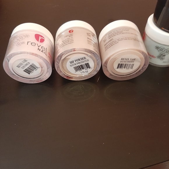 Revel Nail Dip Powder - Picture 2 of 3